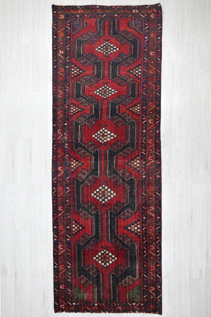 red Runner rug 3' 5" x 9' 10"