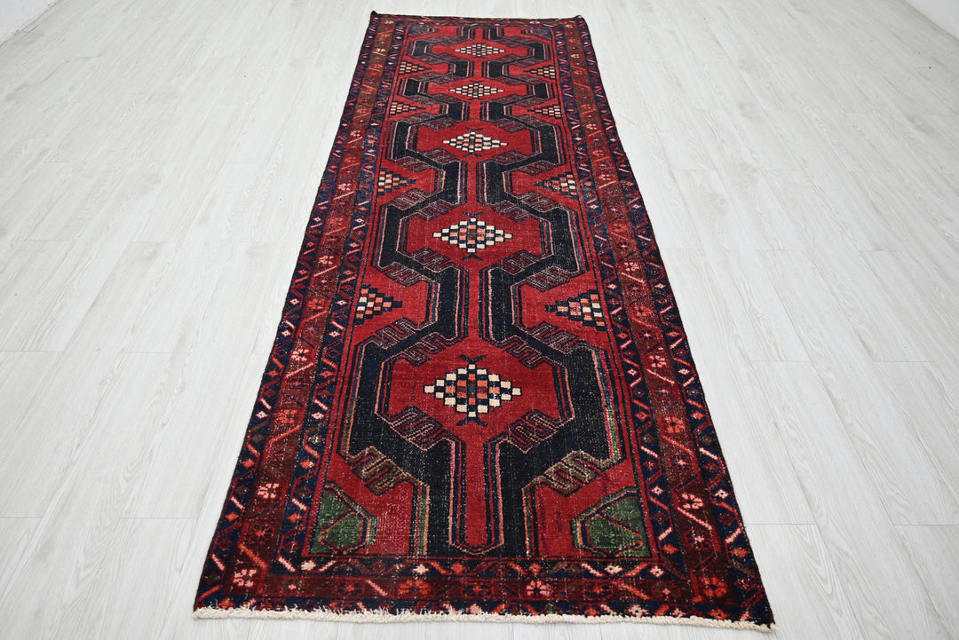 red Runner rug 3' 5" x 9' 10"