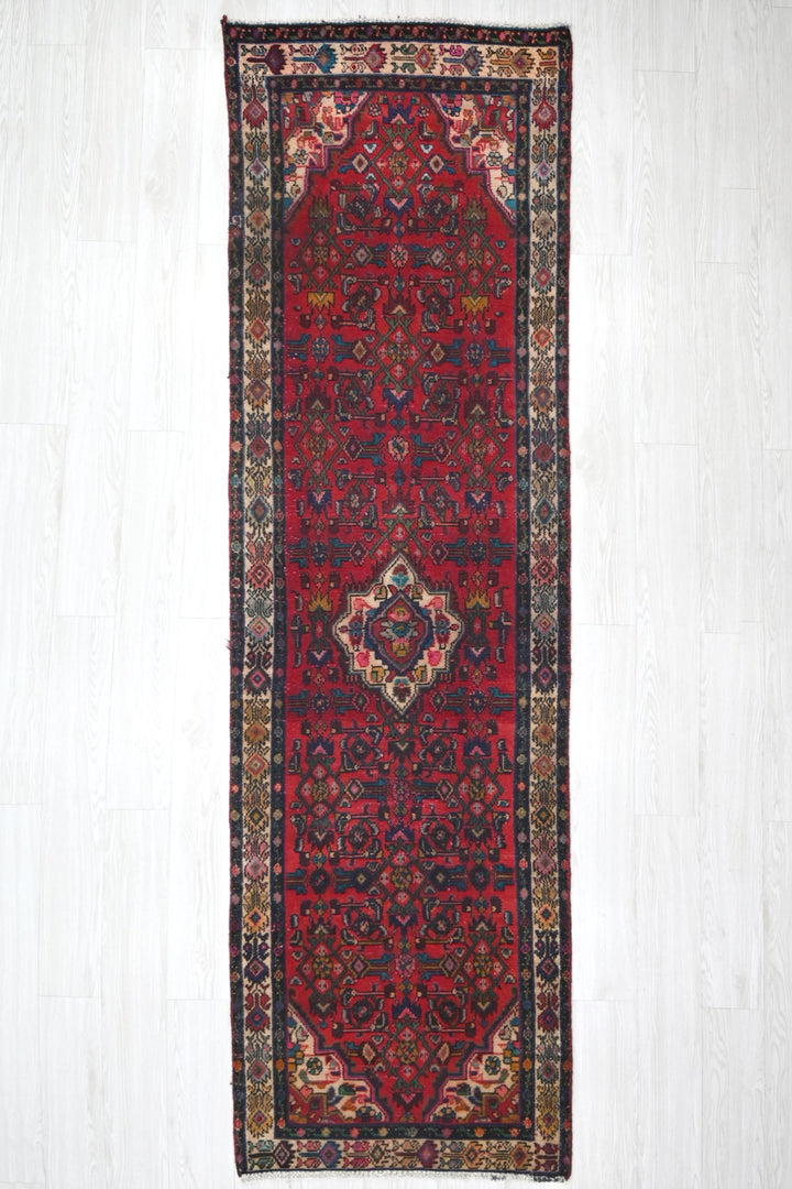 red Runner rug 2' 7" x 9' 0"