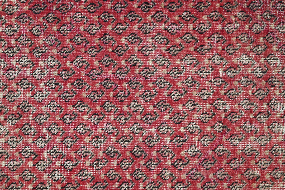 red Runner rug 3' 5" x 10' 3"