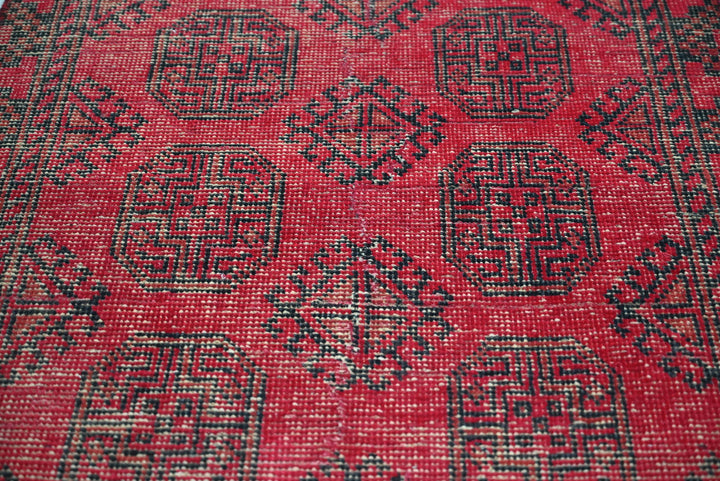 red Runner rug 3' 5" x 9' 8"