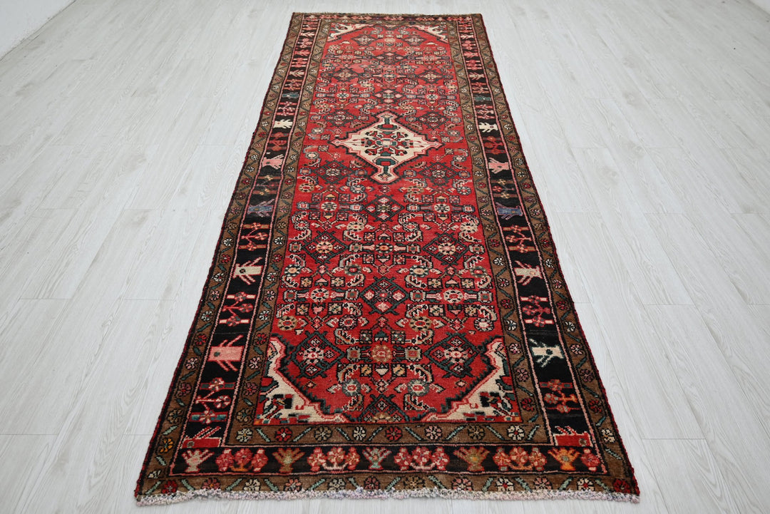 red Runner rug 3' 8" x 10' 3"