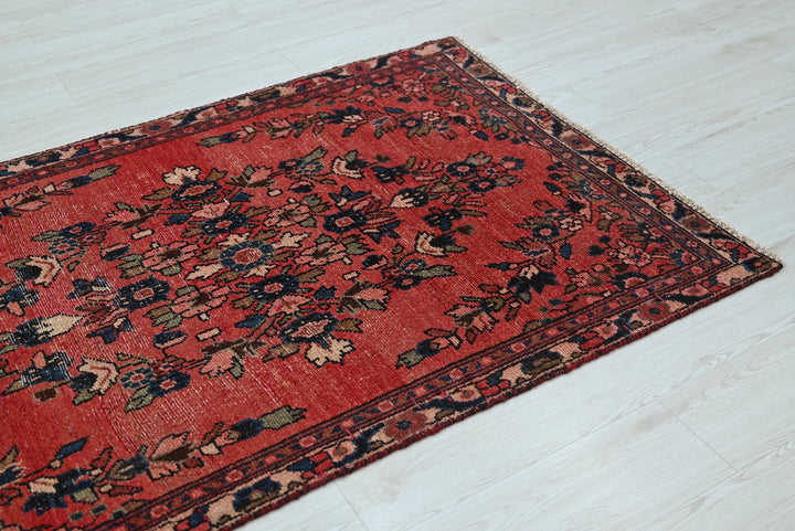 red Runner rug 3' 2" x 8' 4"