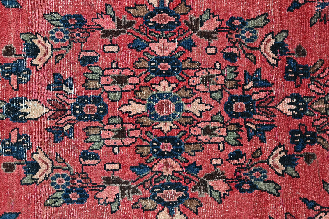red Runner rug 3' 2" x 8' 4"