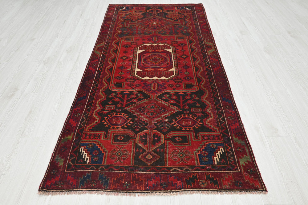 red Medium rug 3' 10" x 8' 9"