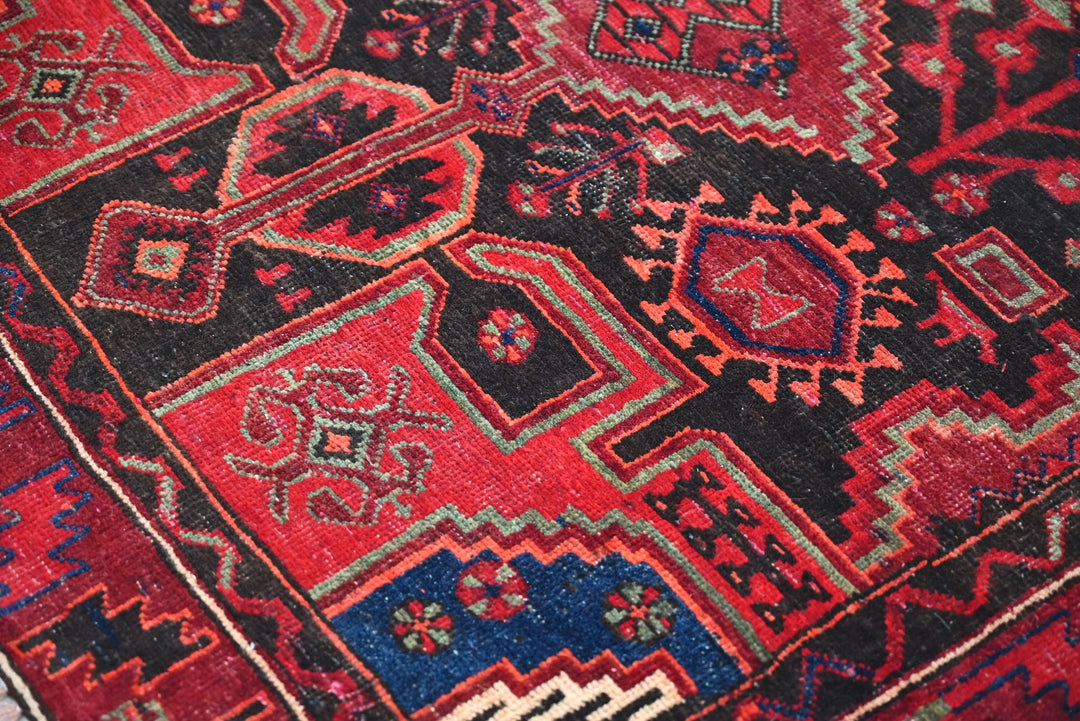 red Medium rug 3' 10" x 8' 9"