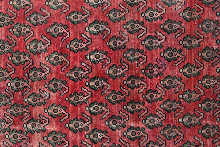 red Runner rug 3' 10" x 9' 11"