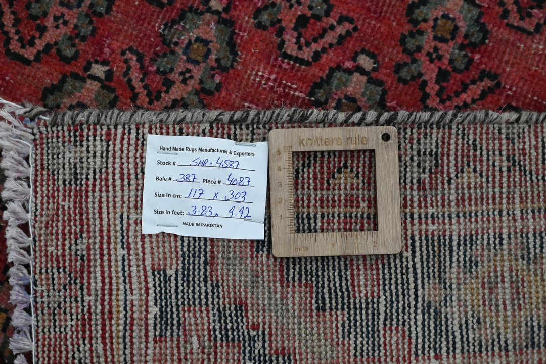 red Runner rug 3' 10" x 9' 11"