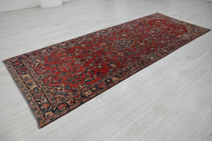 red Runner rug 3' 9" x 10' 2"