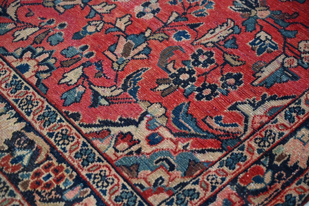 red Runner rug 3' 9" x 10' 2"