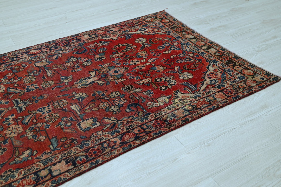 red Runner rug 3' 9" x 10' 2"