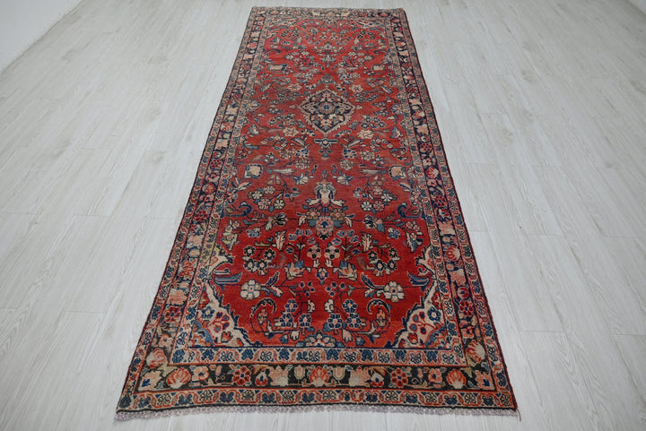 red Runner rug 3' 9" x 10' 2"