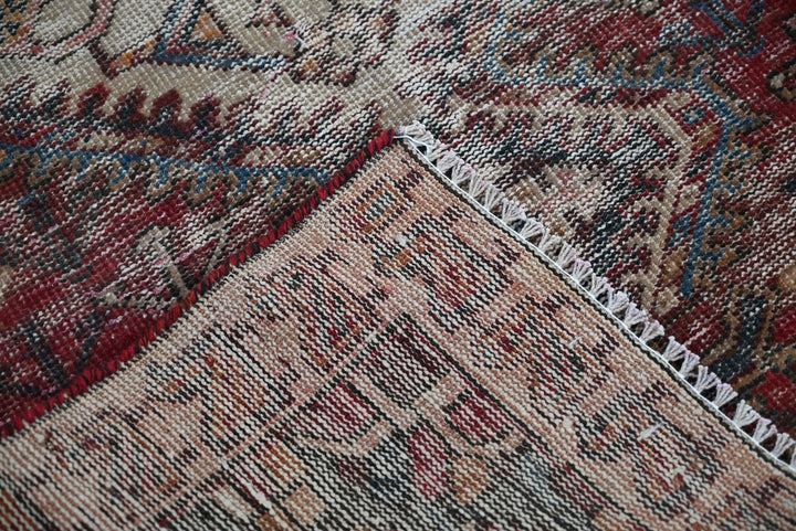 red Runner rug 3' 2" x 9' 6"