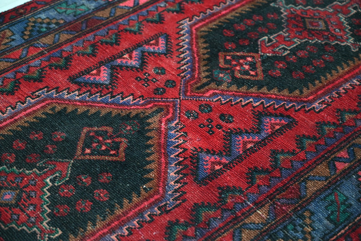 red Runner rug 3' 4" x 8' 3"
