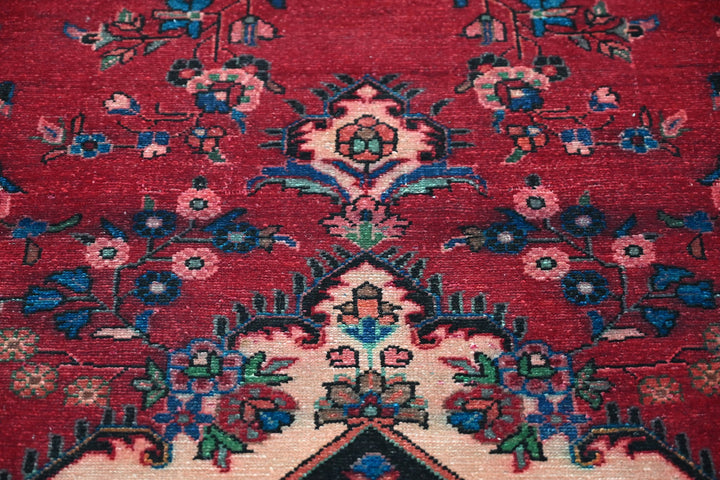 red Runner rug 4' 4" x 9' 8"