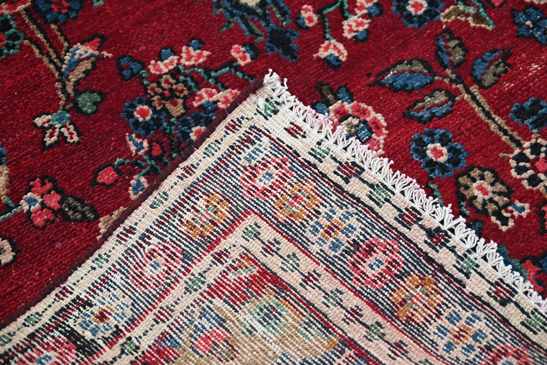 red Runner rug 4' 0" x 10' 1"