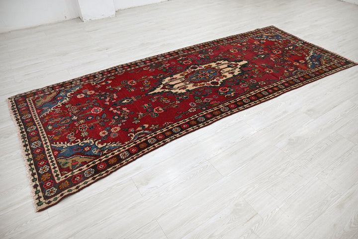 red Runner rug 4' 0" x 10' 1"