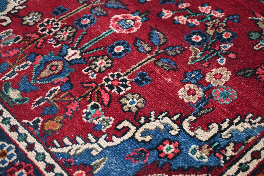 red Runner rug 4' 0" x 10' 1"
