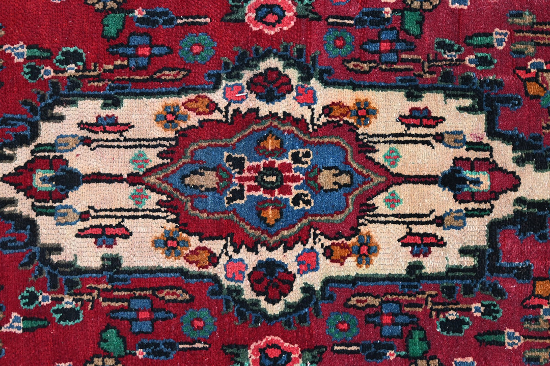 red Runner rug 4' 0" x 10' 1"