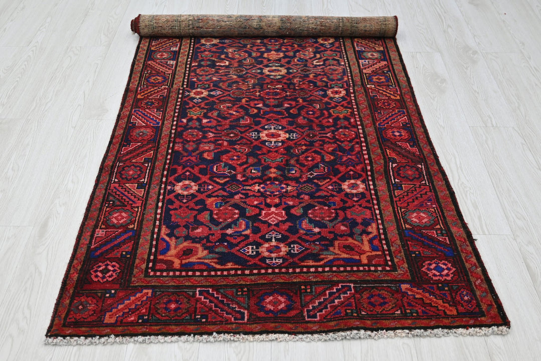 blue Medium rug 3' 2" x 6' 10"