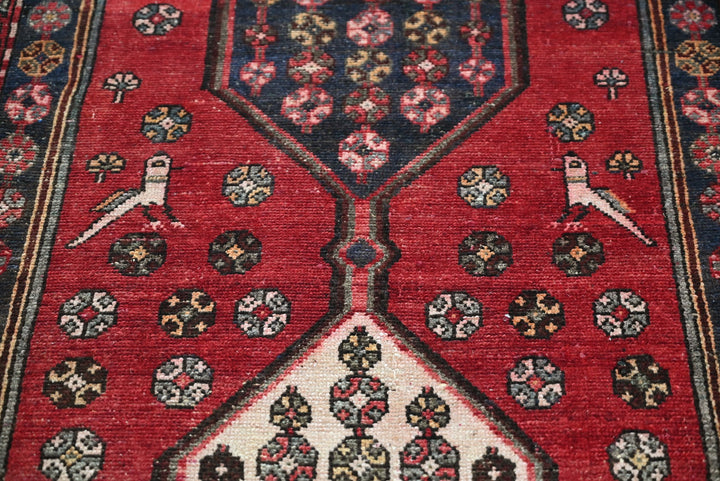 red Medium rug 4' 0" x 8' 11"