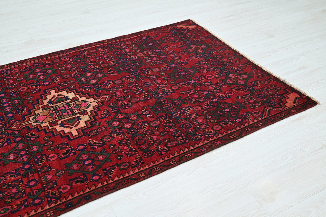 red Medium rug 3' 7" x 7' 5"