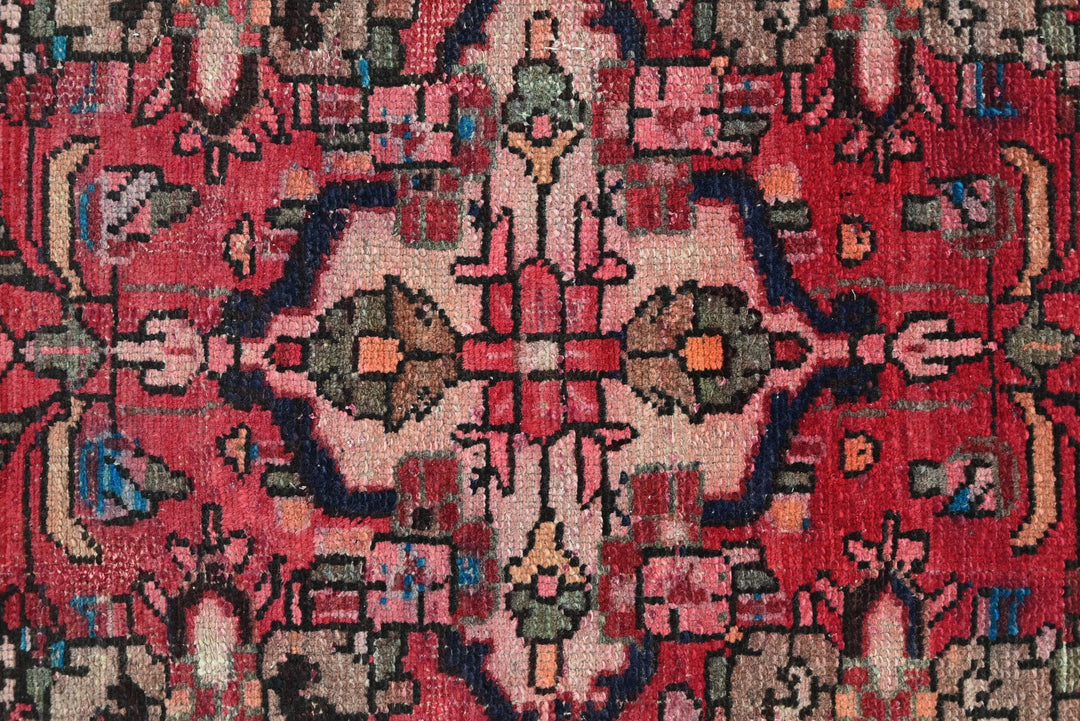 red Runner rug 3' 0" x 9' 5"