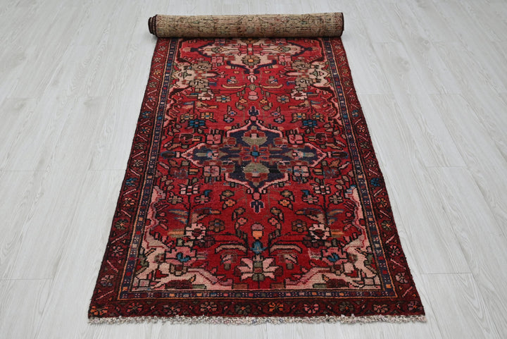 red Runner rug 3' 0" x 9' 5"