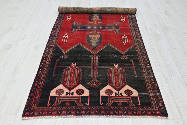 black Medium rug 3' 7" x 8' 11"