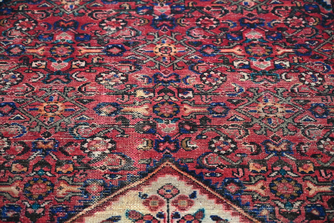 red Medium rug 3' 9" x 9' 2"