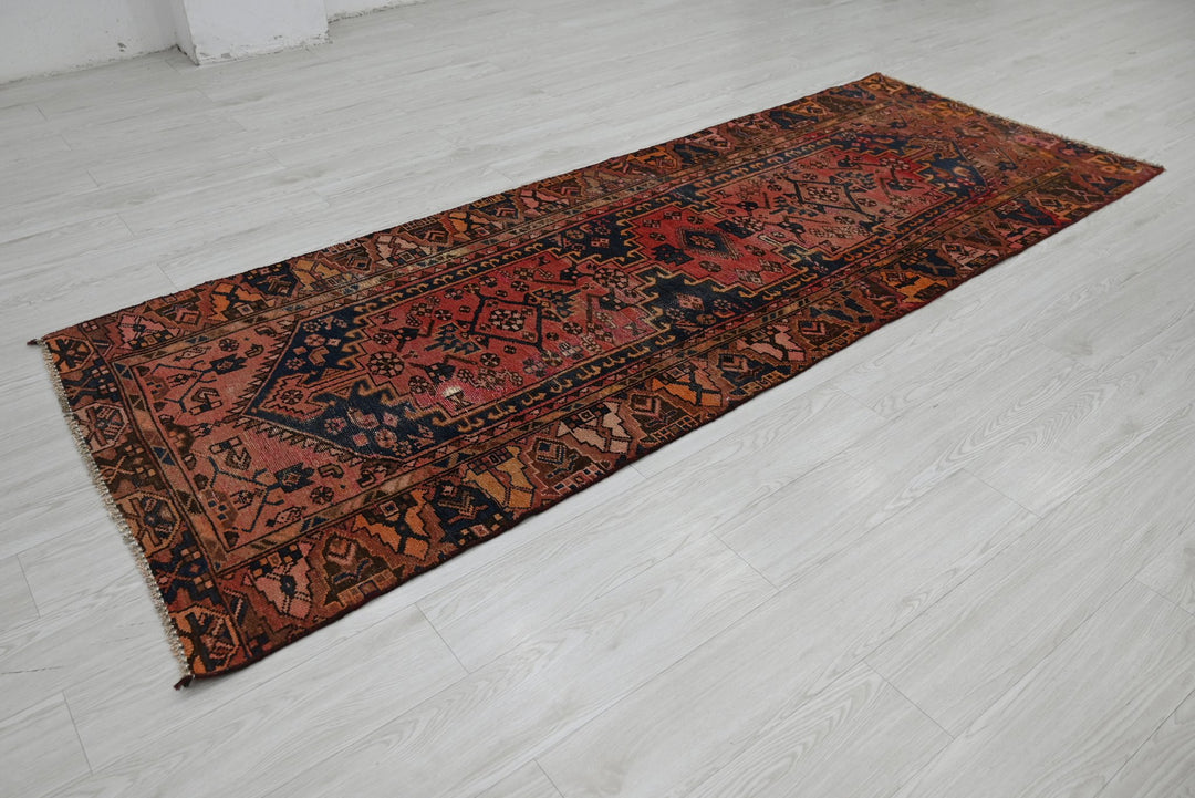 red Runner rug 3' 2" x 8' 10"