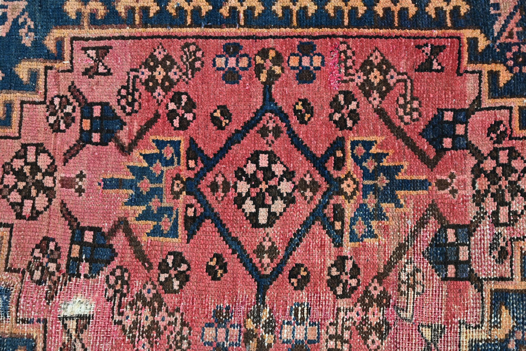 red Runner rug 3' 2" x 8' 10"