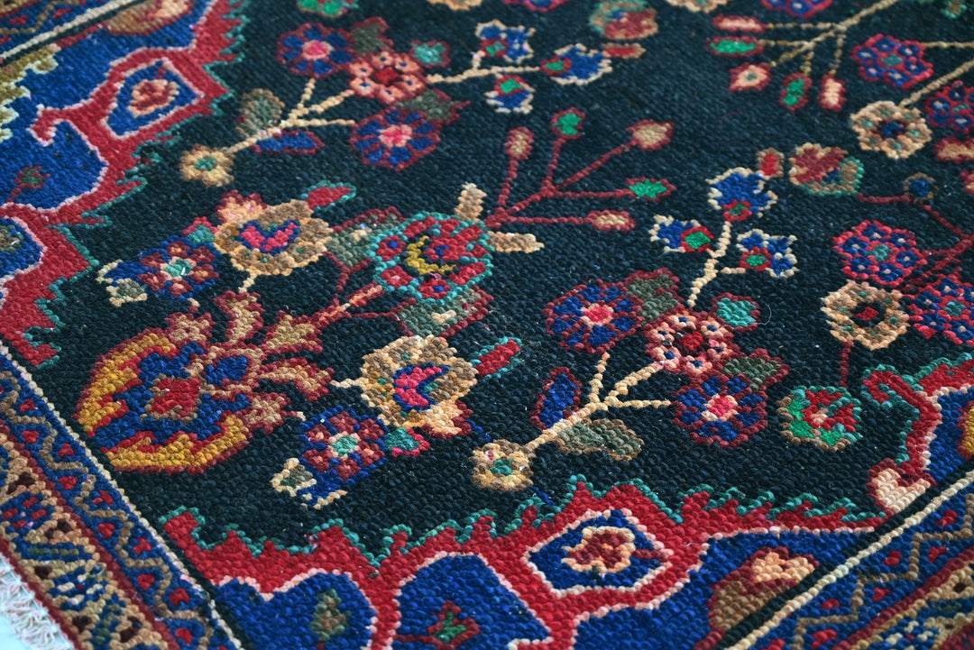 black Runner rug 3' 0" x 8' 11"