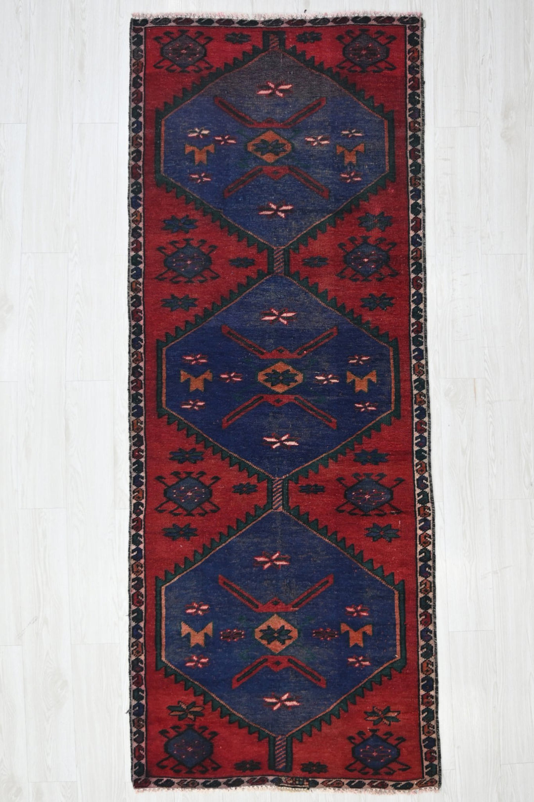 red Runner rug 3' 2" x 8' 9"