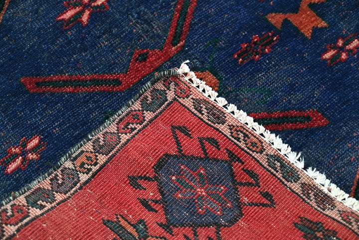 red Runner rug 3' 2" x 8' 9"