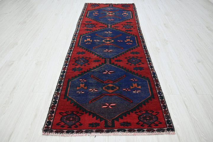 red Runner rug 3' 2" x 8' 9"