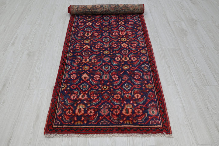 blue Runner rug 2' 7" x 8' 4"