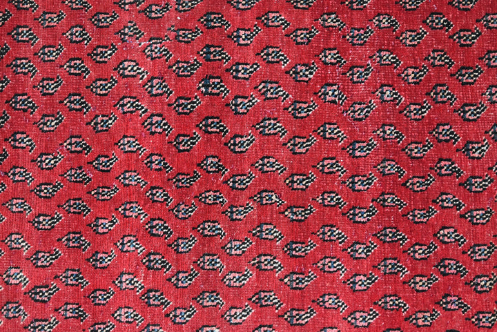 red Runner rug 3' 3" x 8' 1"