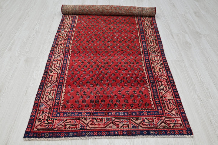 red Runner rug 3' 3" x 8' 1"