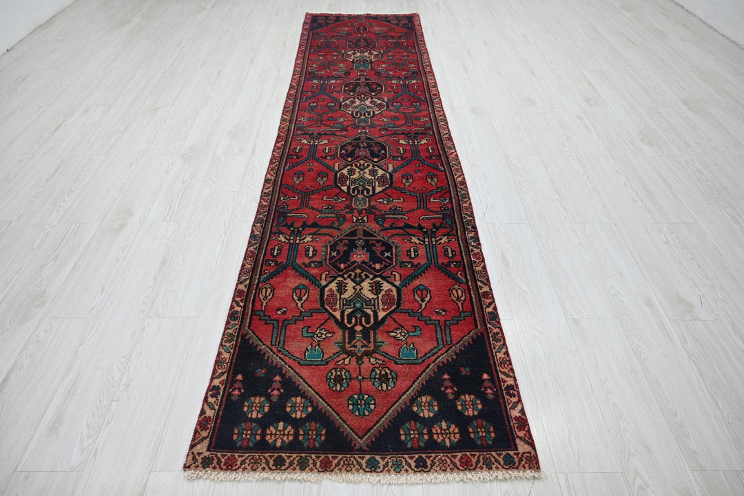 red Runner rug 2' 6" x 10' 8"