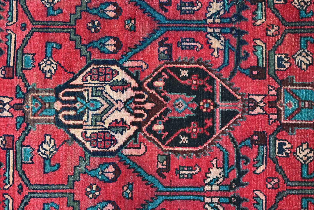 red Runner rug 2' 6" x 10' 8"