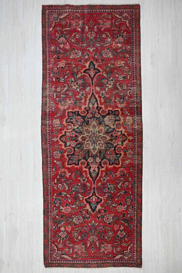 red Runner rug 3' 7" x 9' 10"