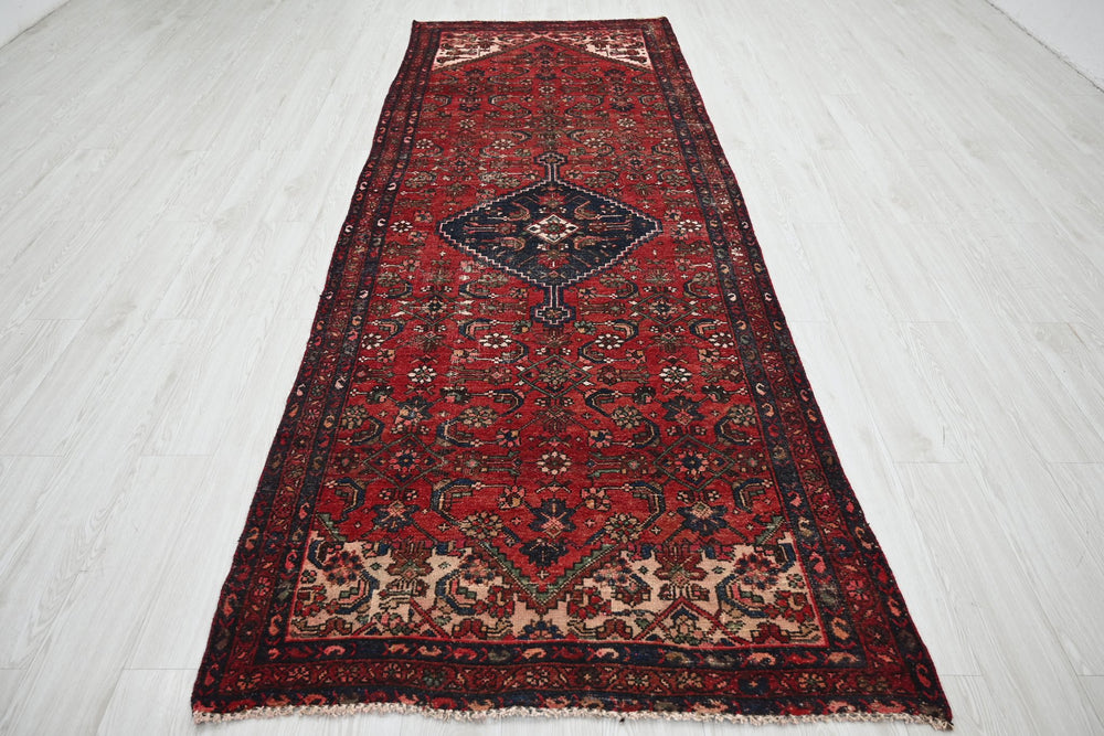 red Runner rug 3' 9" x 10' 3"