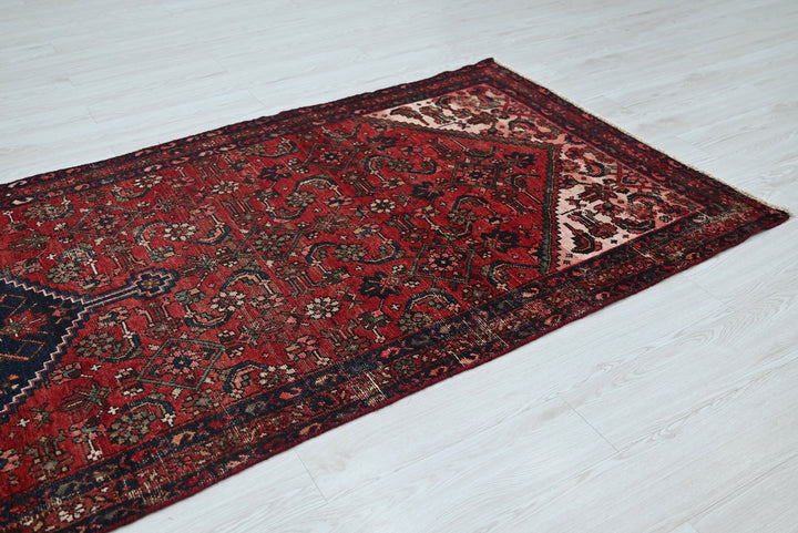 red Runner rug 3' 9" x 10' 3"