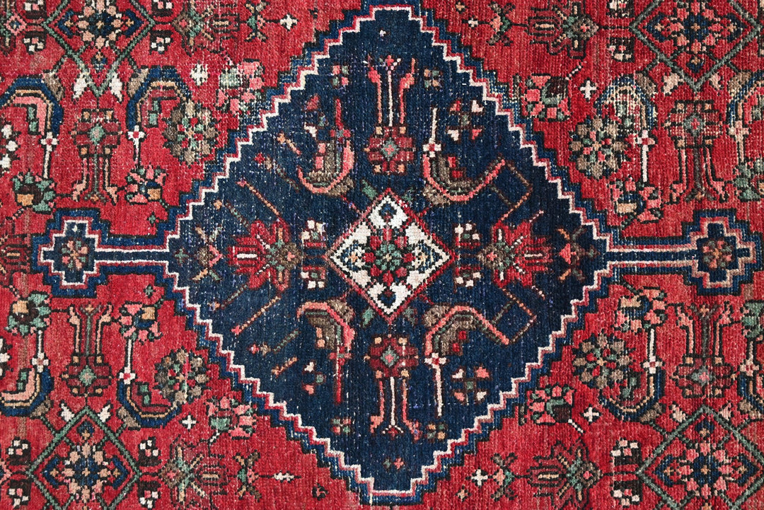 red Runner rug 3' 9" x 10' 3"