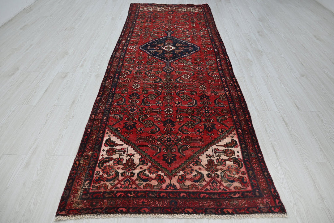 red Runner rug 3' 9" x 10' 3"