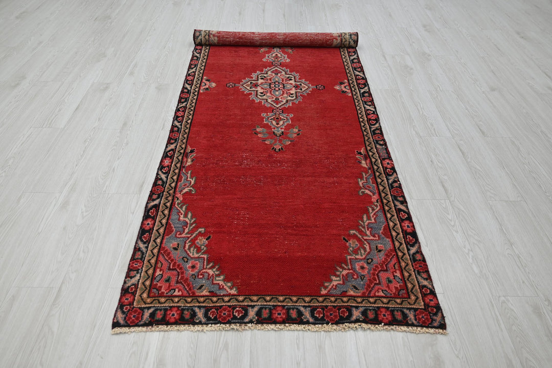 red Runner rug 3' 3" x 9' 8"
