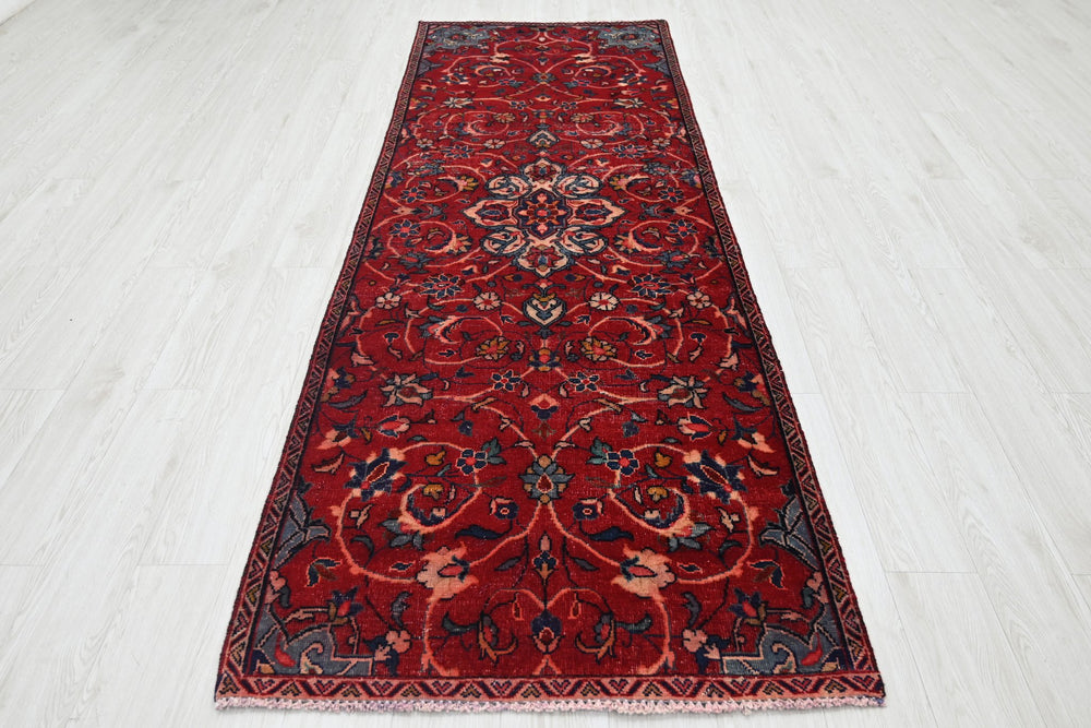 red Runner rug 3' 1" x 9' 6"