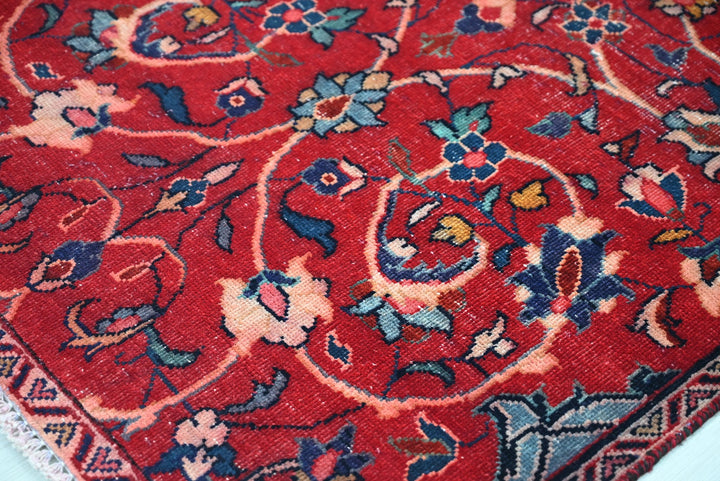 red Runner rug 3' 1" x 9' 6"