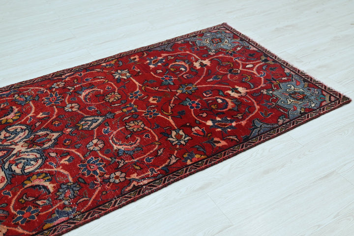 red Runner rug 3' 1" x 9' 6"